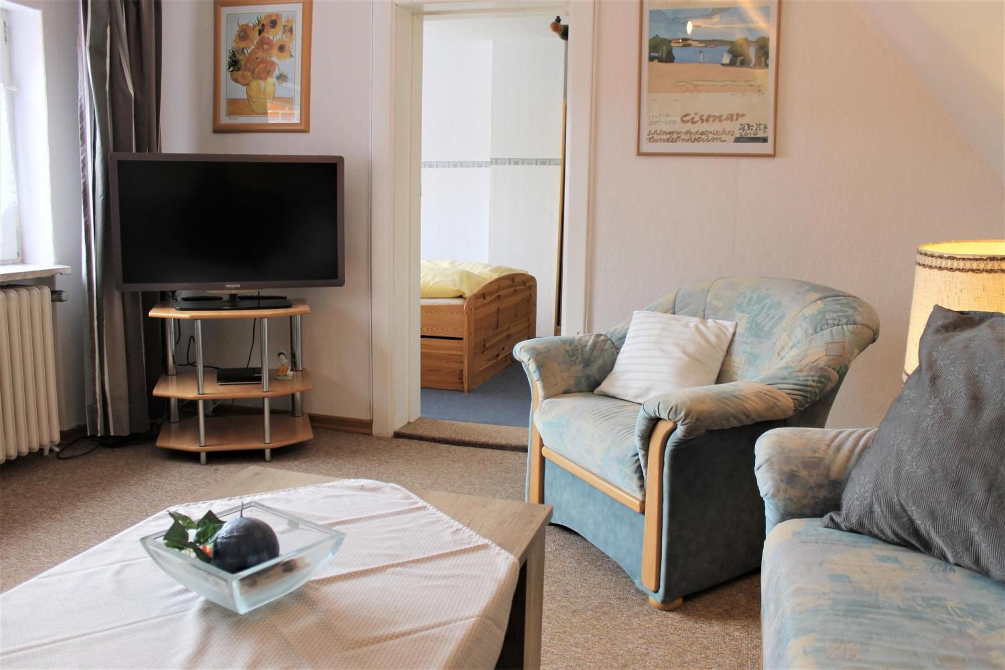Haus Uschi - Ferienwohnung Cismar Экстерьер фото